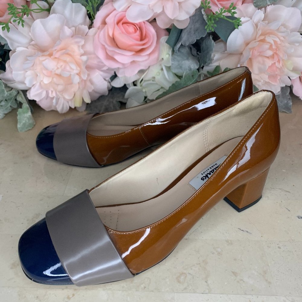 Clarks Size 7